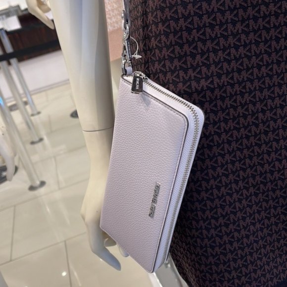 Michael Kors Jet Set Travel Large Travel Continental Wallet Leather Wristlet - Picture 14 of 16